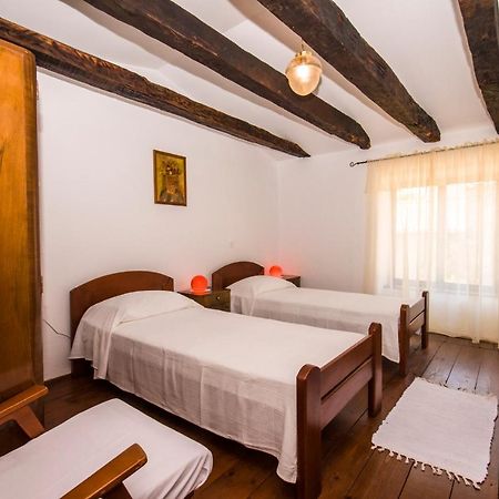 Holiday Home Trostova Kuca พาซิน ภายนอก รูปภาพ