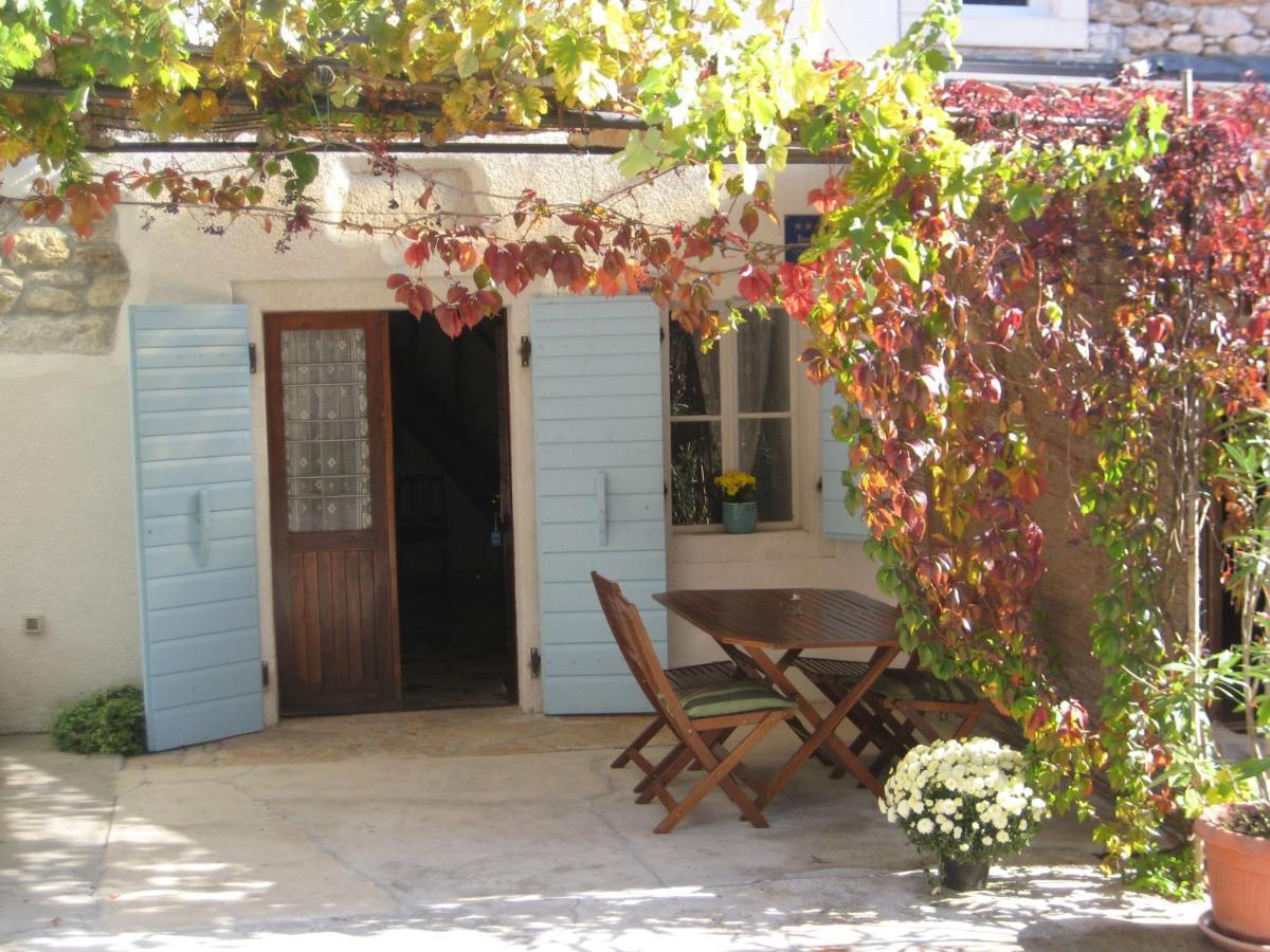 Holiday Home Trostova Kuca พาซิน ภายนอก รูปภาพ